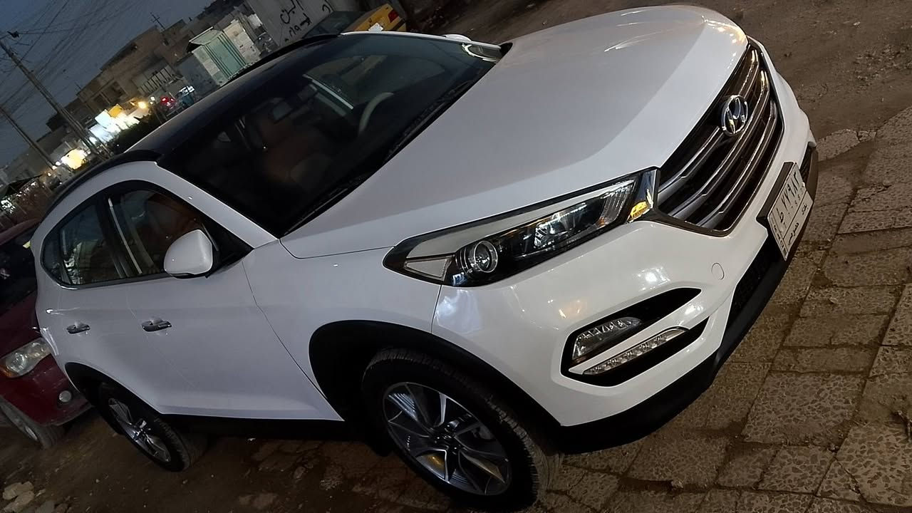 السلام عليكم ورحمة الله وبركاته
للبيع توكسان خليجي موديل ٢٠١٨( شركة الكاصد) مواصفاتها معروفة فول ١/١ سيارة نظيفة جدآ بدون صبغ أو تبديل أو بارد رقم بغداد بإسمي العنوان بغداد/ زيونة/ شارع الربيعي أو حي أور ***********  السعر ١٩٠ بيها مجال بسيط .
