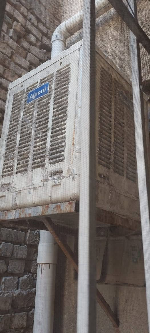 مبردة الونيا مابيهة اي عطل بس يرادلهة تبديل حلفات وماطور نحاس جديد حجم الصغير والمبردة نوعية توربو  العنوان الامين الثانية الي يريدهم يراسل عالخاص


**إذا كنت صاحب هذا الإعلان وتريد حذفه لأي سبب، رجاءا أرسل رسالة إلى الدعم الفني**