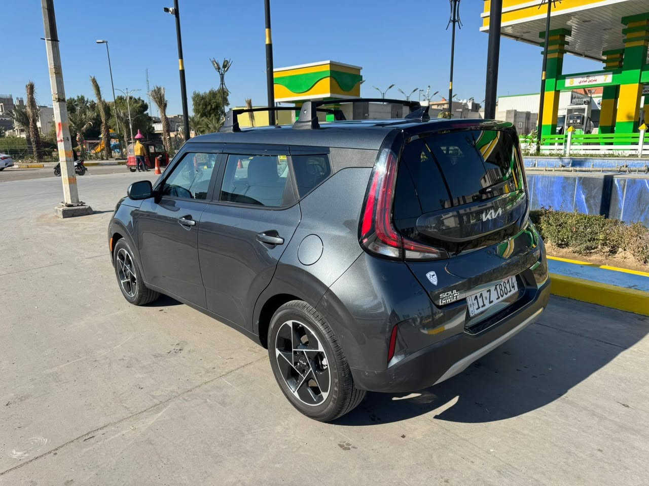 كيا صول 2024بدون صبغ بارد باب ايمن تبديل دعاميه نفس الون مواصفات ESفتحه شاشه كبيره بصمه مواصفات معروفه غرفتها بيدي ماشيه 4الاف السعر 160ورقه بيها مجال شي بسيط التفاصيل *********** الموقع العبيدي صورت الحادث موجوده
