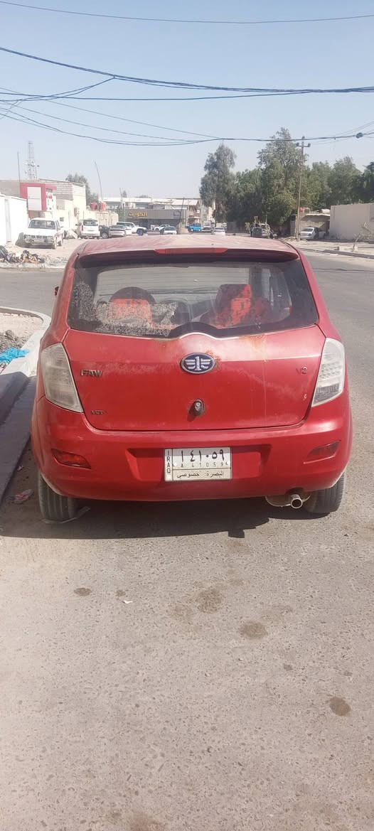 للبيع سيارة فاو نظيفة بيها شوية خياسات مكينه وكير كهربائيات نظيفه  ب 25 ورقة وبيها مجال راعيها موجود وتحويل ثاني يوم
للتواصل *********** 
للبيع سيارة فاو نظيفة بيها شوية خياسات مكينه وكير كهربائيات نظيفه  ب 25 ورقة وبيها مجال راعيها موجود وتحويل ثاني يوم
