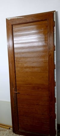 باب ألمنيوم صاجي • ارتفاع ٢٦٠ • حي العسكري