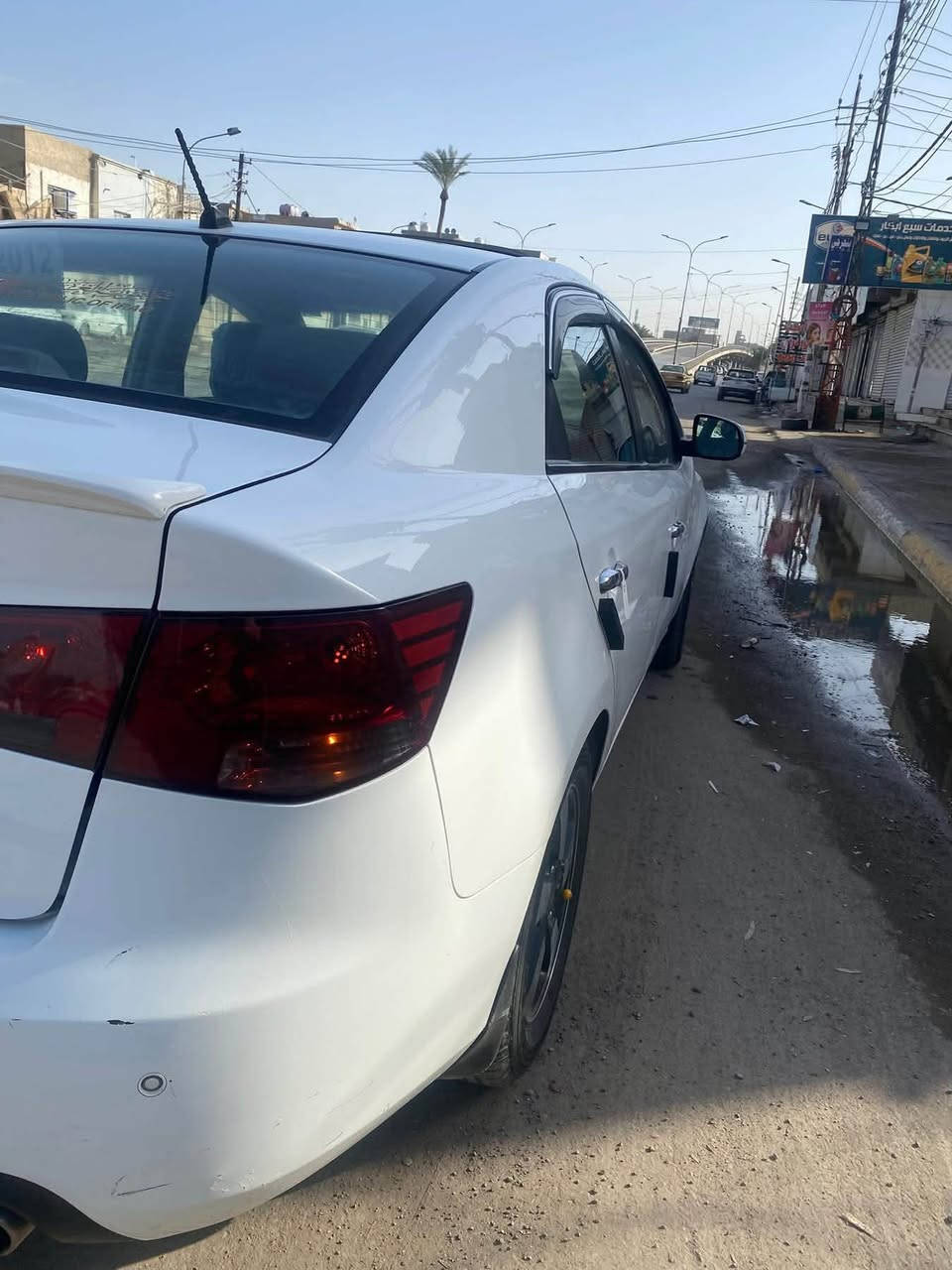 السلام عليكم مكلف بالنشر 

بيع فقط  

نوع:سيراتو 

موديل:12

لون:ابيض

مواصفات: فول واحد ع واحد

بصمة تشغيل وابواب 

فتحه 

اشاير مري

مري شفط

حساسات 

تحكم ستيرن

شفتات ستيرن

ويل كب عدد 5

حجم المكينه:1.600

گير: 6 نمر 

ضرر: جاملغات  خلفيه صبغ اثر شخوط بدون دواخل وباب نص صبغ  

رقم السياره :  بغداد الجديد 

صاحب السياره: باسمي 

ملاحظه: كير مكينه مبدل بيها كازكيت  حداديه تخم  منظومه تبريد نوزلات  بلكات مجاول كله جديد ومكفول

السعر : 95

موقع السياره: بغداد 

للاستفسار *********** واتساب موجود
