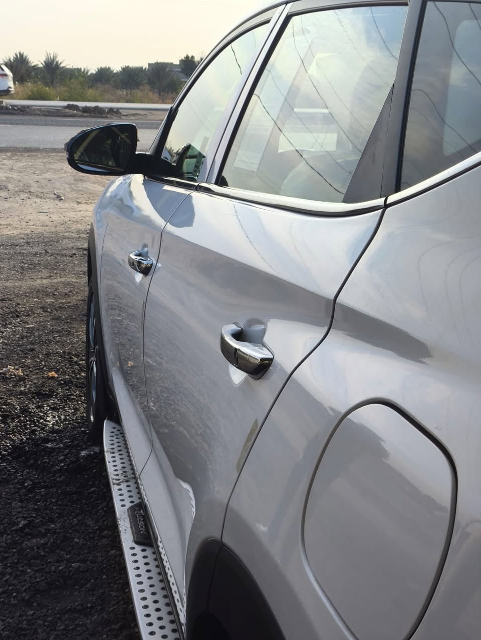 سلام عليكم توكسان 2020خليجي شركة الكاصدالسياره مكفوله كفاله عامه ما عدا كارت بصيط جدا رقم بغداد دولي سنويه لل29
موصفات 
السياره فول مواصفات
مكينه 2000 دوش
ماشيه 94 الف 
بصمه تشغيل
بنوراما طكتين 
كامره اماميه وخلفيه 
شاشه كبيره 
لايت دوار
خمس عدسات 
كشنات كهرباء 
كشنات جلد 
بقية الوصفات معروفه
السعر 212وبيه مجال
مكان السياره الدوانيه المركز
***********
