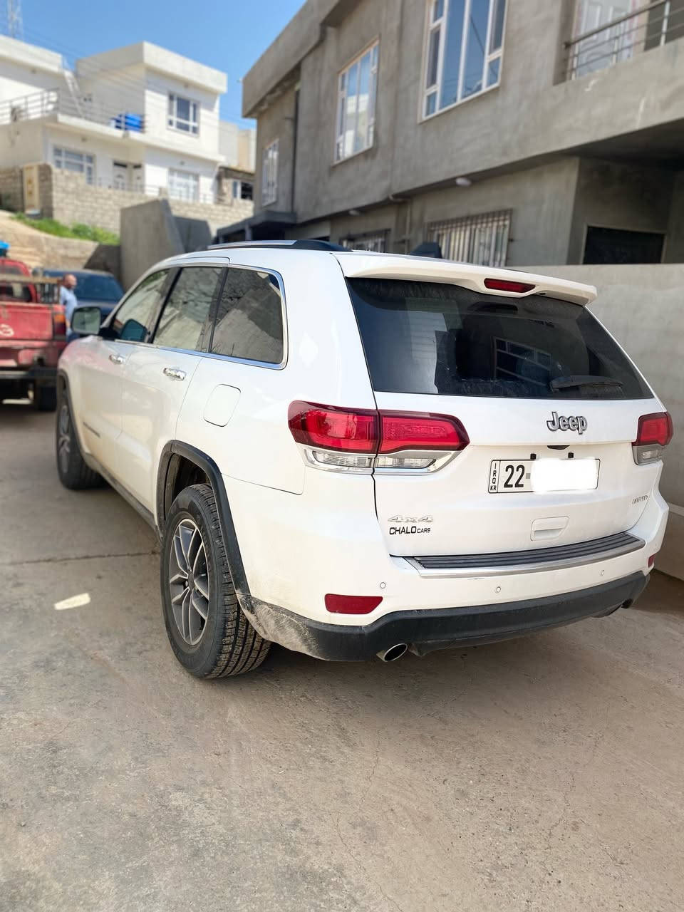 جيب كراند شيروكي
السلام عليكم سياره جيب كراند شيروكي 2020 وارد امريكي محرك (هيمي -5700) السياره كلين بس بيها طختين بارد ولون الداخل بيجي والسياره ماشيه 184000كم وليس مايل كير ومحرك بشرط والسياره رقم اربيل باسمي تحويل ثاني يوم سعرها 30 الف دولار وبيها مجال /هـ: *********** 📱
