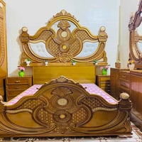 غرفه نوم • مستعملة • توصيل