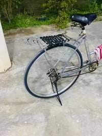 بايسكل للبيع حجم 26 النضافه 70/100 السعر 60  وبي مجال قليل 07736774496...