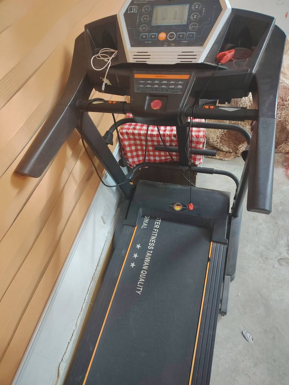 جهاز رياضة للبيع مستعمل شي قليل اخذته ب ٦٠٠ رايدة ٢٥٠


**إذا كنت صاحب هذا الإعلان وتريد حذفه لأي سبب، رجاءا أرسل رسالة إلى الدعم الفني**