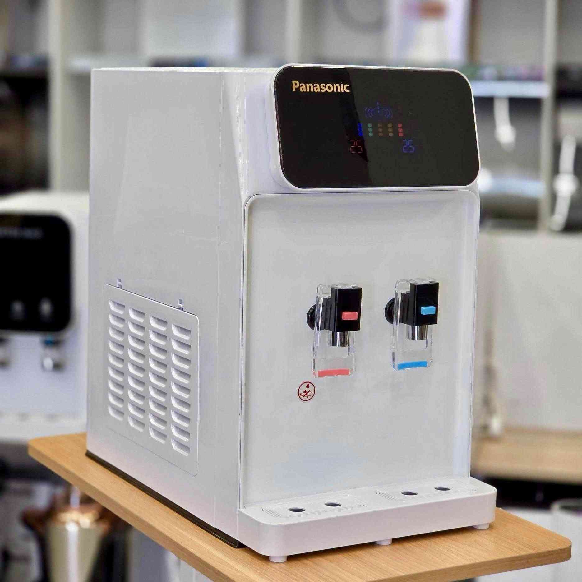 📢واز لە کڕینی ئاو و ئاو بردنە سەرەوە بهێنە..
 ئێستا بەڕادە نایابەکانی
✨ Panasonic | Water Max | Zoya
لە(ئاوی خاوێن) بەردەستن کە تایبەتمەندیەکانیان بەم جۆرەن⬇️

✅ سیستەمی RO (Reverse Osmosis) بۆ پاککردنەوەی ئاو
✅ لابردنی پیسی، کلۆر و بۆنی ناخۆش
✅ ٤ قۆناغ زیاترلە فلتەرکردنی ئاو
✅ ئاوی گەرم و سارد لە یەک ئامێردا
✅ دیزاینی مۆدێرن و کارکردنی ئاسان
✅ گونجاو بۆ ماڵ، ئۆفیس و شوێنی کار
بەردەستبونی سەرجەم فلتەرەکان بە کوالێتی نایاب 

💙 هەر دڵۆپێک ئاو، شایەنی پاکترین پاراستنە.
  
گەیاندنو بەستنمان هەیە بۆ هەموو کوردستان

📩 بۆ زانیاری زیاتر و نرخ، پەیوەندیمان پێوە بکەن یاخود نامە بنێرن.

***********
*********** السليمانية, العراق
