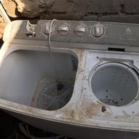 غساله مال محطة غسل متروكه  والغساله جديده ونضيفه بس احنه تاركيه  منستخ...
