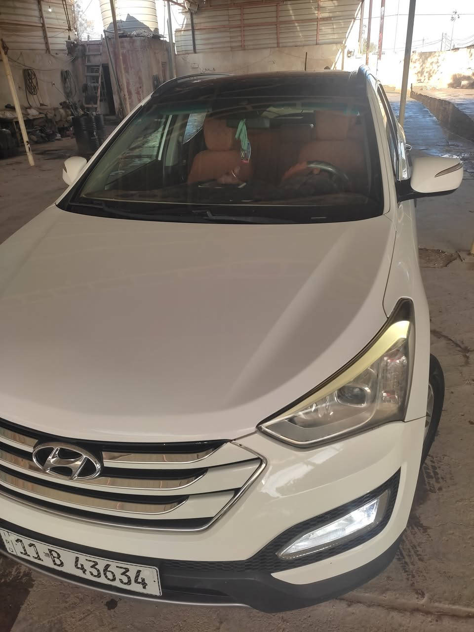 السلام عليكم 
سنتافي 2013 فول مواصفات Vib
 6 سلندر
7 راكب 
مري شفط 
تحكم ستيرن 
بانوراما 
بصمه 
بصمة أبواب 
مكينة وكير مكفولات 
رقم بغداد دولي جديد باسمي 
العنوان الديوانية قضاء الشامية 
***********
