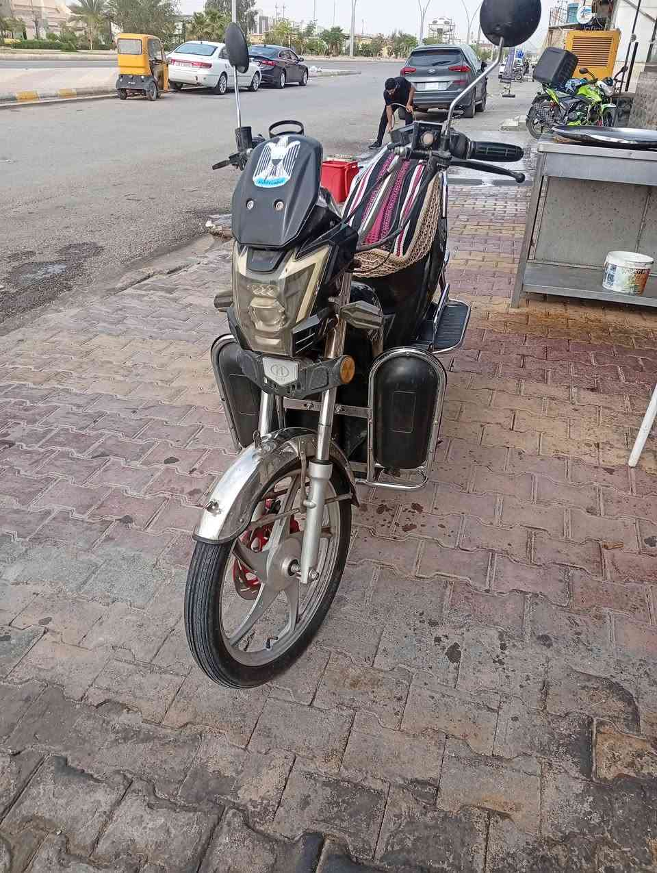سلام عليكم
دراجه شحن للبيع 
السعر 550 
نوع الماس 

عدد البطاريه 5 بحالةجيدةجدا

للاستفسار على هذا الرقم.   ***********العنوان فلكةشارع 20
