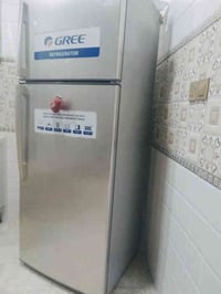 عندي ثلاجة البيع توصل على رقم 07725708349