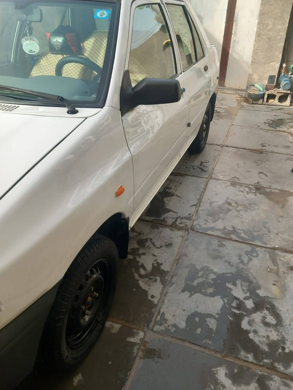 سلام علايكم سياره سايبا موديل 23 للبيع. سياره بامسي تحويل ثاني يوم  سعر 64  لل استفسار *********** العنوان بغداد الشعله
