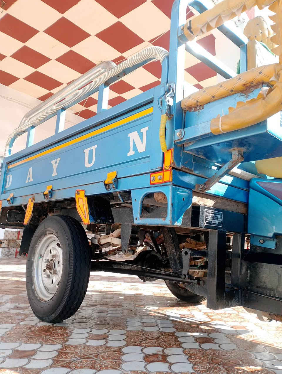 سلام عليكم عندي ستوته البيع دايوان موديل 2022ابيع سعر بل خلص الو الاستفسار ع هاذا رقم ***********
