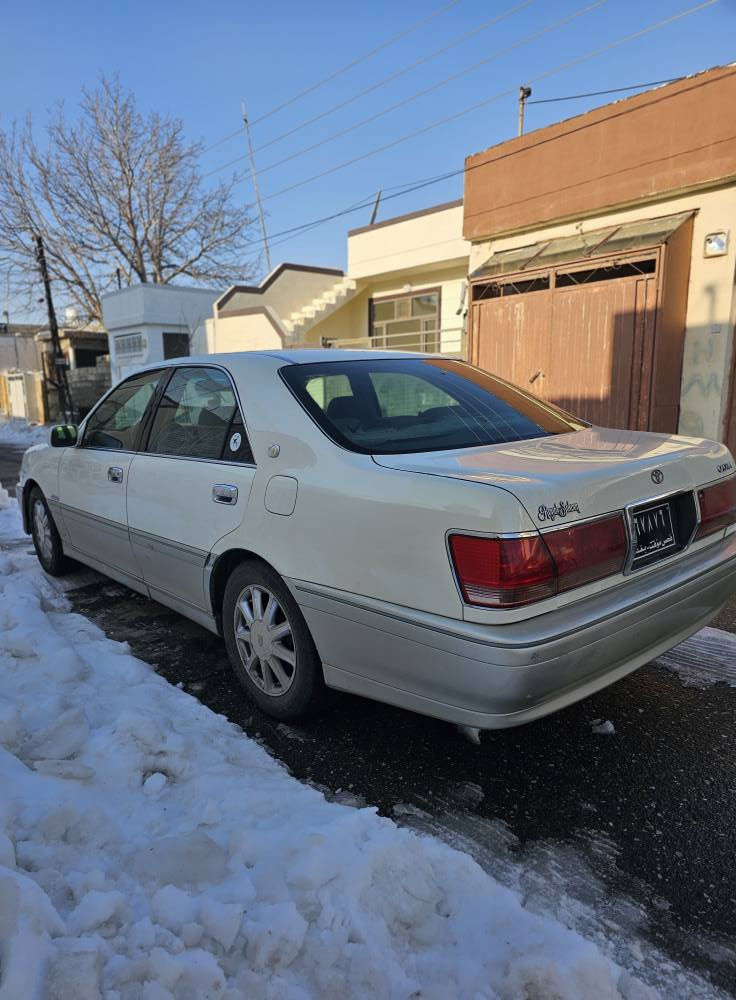 مه ليكه مووس
٢٠٠٣
٤دوگمه 
بیش و دووا کریستال
ویل دینگه
دیفورتی گه وره۱۷٥
***********
*********** السليمانية, العراق
