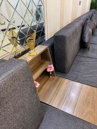 للبيع ديوان خشبي طوله 12.5متر  كله خشب  mdf  سعره 850 الف  للاستفسار  ...