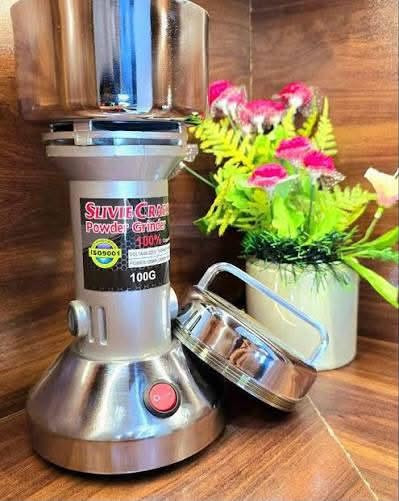 متوفر : طاحونه ماركه سلفر كرست الماني 100g ملف نحاس 1000w- سعر (35الف) 
تواصل : *********** :*********** 
عنوان : خانقين شارع حسينه كبير محل ركن عالم الاوربي
