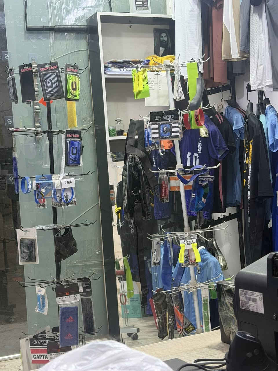 سلام عليكم
موجود شبجه جاروب
موجود حمالات 
موجود تعاليك
وحماله رف
وحماله حذاء
وسجج

تجهيز محل كامل لبيع شتريد موجود
مكاني بغداد


**إذا كنت صاحب هذا الإعلان وتريد حذفه لأي سبب، رجاءا أرسل رسالة إلى الدعم الفني**