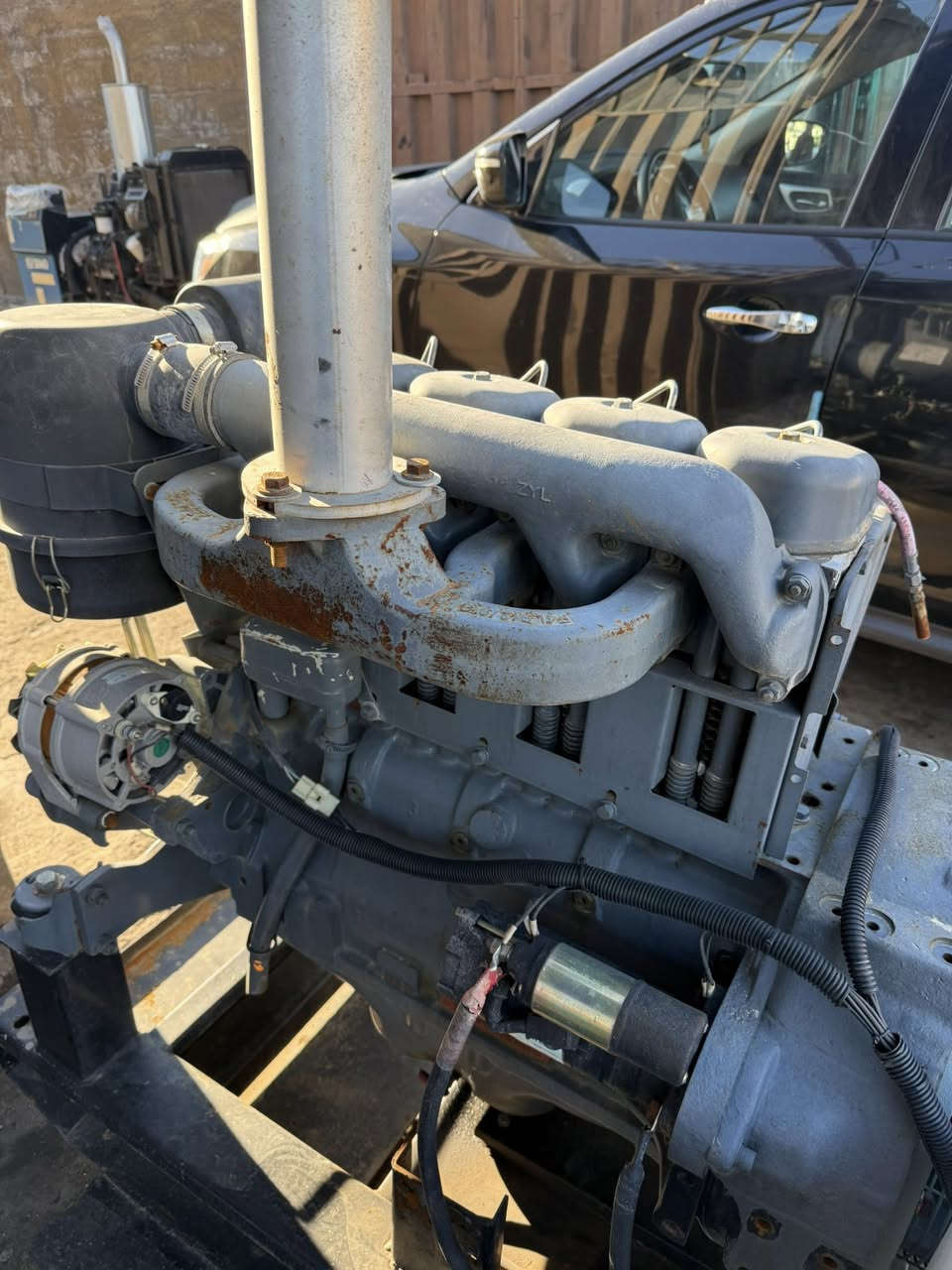 السلام عليكم 
دويز 4 سلندر الماني 
45 Kva. 

ساعات العمل اقل 100 ساعه 
نظام اوتو حمايه فول اوتماتيك
وضع بلاد شركة  
أربيل صناعه جنوبيه 
نظام اوتو حمايه فول اوتماتيك
وضع بلاد شركة  
🚚يوجد توصيل الى جميع المحافظات وبضمان🚚
🚚كياندن هةية بو هةموو شاركان بةكرينتى🚚
 للاستفسار:
 ابو علي 
***********
***********
***********
