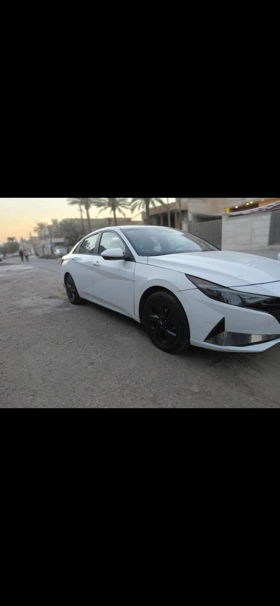 السلام عليكم للبيع
موديل 23 وارد امريكي
سونار مرفق مواصفات نص فول 
تحويل ثاني يوم رقم بغداد 
جاهزه بدون نقص برغي 
مكاني بغداد كرخ 
السعر 145 وبيها مجال 

***********
