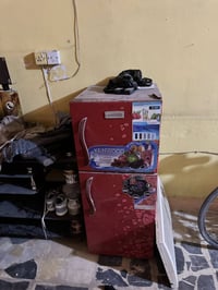 ثلاجة • نظيفة • عطل مجهول
