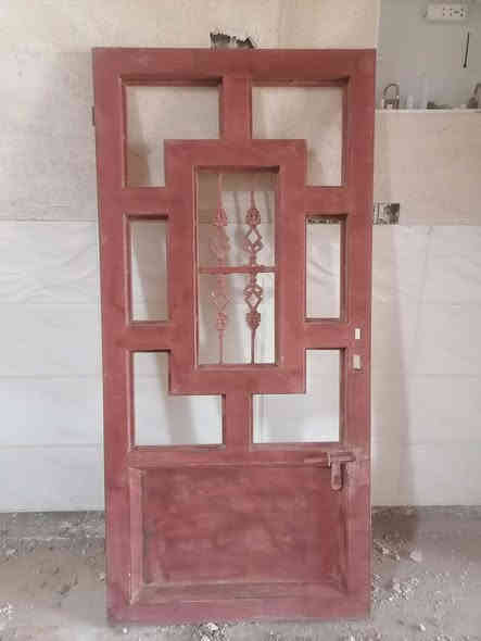 صبغ وتنضيف الشبابيك  والأبواب الحديد 🏢
وكافه انواع الاصباغ الحديد⚫🟤🟣🔵🟢🟡
واسعار مناسبه🤝
غير متواجد علا الفيس 🌹
العنوان كربلاء طويريج
الاستفسار 
***********
  ***********
