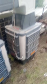 مبردات عدد اثنين 600 شويه همبركر وشويه كص  مكاني بغداد 07727500479