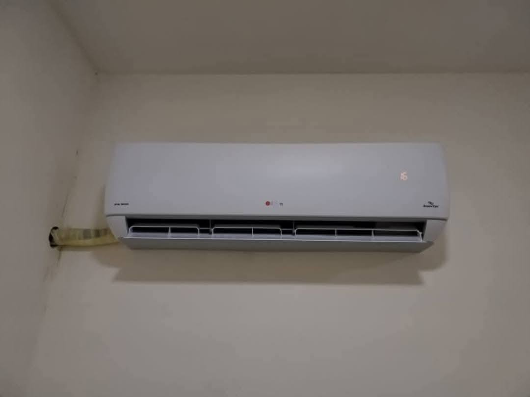 🌀 تم بعون الله تنصيب مجموعة من السبالت نوع توسوت 
غاز ( 410 ) 3طن و2 طن 
❄❄مع عمل فاكيوم سحب الهواء والرطوبة 💭
❄❄مع الضمان بالعمل.. والدقة بالتنصيب 💯
♦♦♦مركز توسوت لصيانة اجهزة التبريد ♦♦♦
📝 للأستفسار ☎️ ***********
