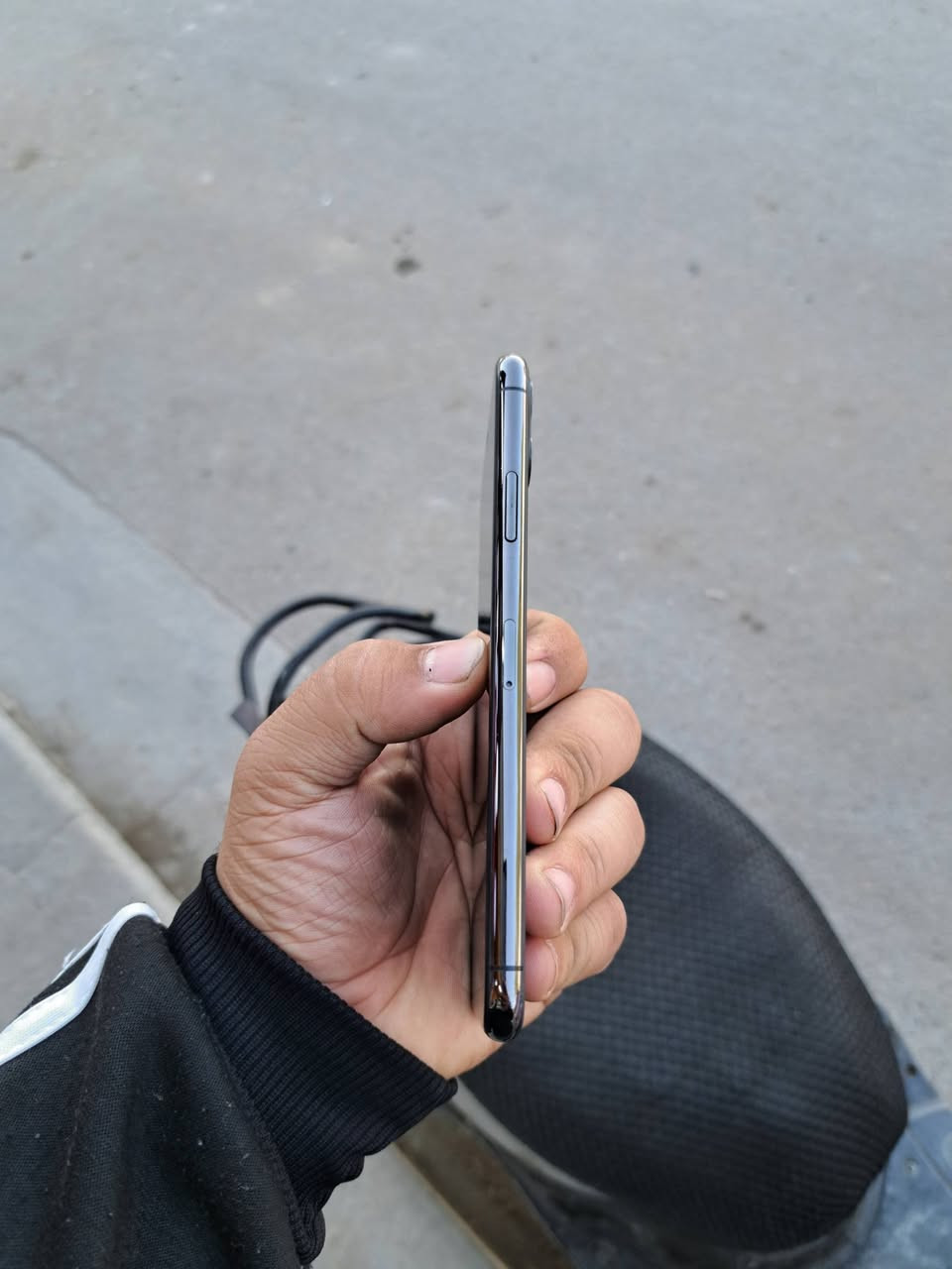 سلام عليكم للبيع
Iphone 11 pro max
ذاكره 256 بطاريه 74 نموذج m  
مكاني بغداد سعره 275 الف 
تواصل ***********
