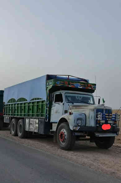 من رخصت صاحب كروب
اسكانيا سكس بل سنوية قلاب لوري مسجلة محرك١٢ ونص ستندر وكير ومجموعة أوربي سيارة كاردنات أوربي تخم صاج ٢٤ تخم تاير جديد ٢٤ رقم واسط ألماني بسمي قمارة وضع شركة ترهم مراوس بتريلة 
سعر 175 ورقة
***********
***********
حجي علي
