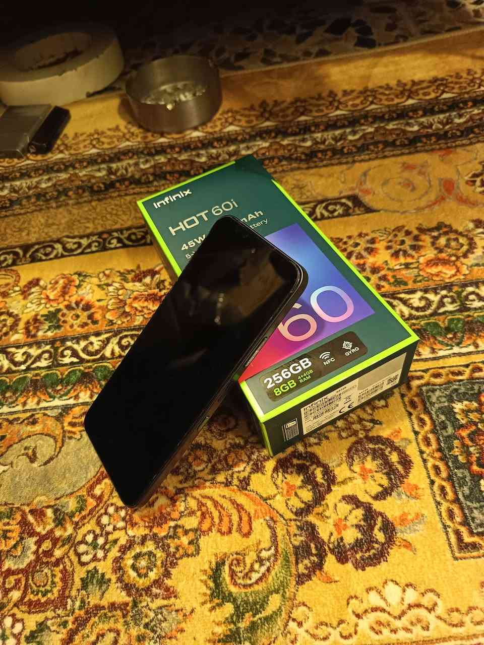 انفنكس  هوت 60iذاكره 256
الجهاز صارلي سبوع من أخذته نكسرت الشاشة وبدلتله شاشة وكالة 100 بل 100
سعره ١٢٠ بي مجال
رقمي ***********
مكاني بغداد الزعفرانية
