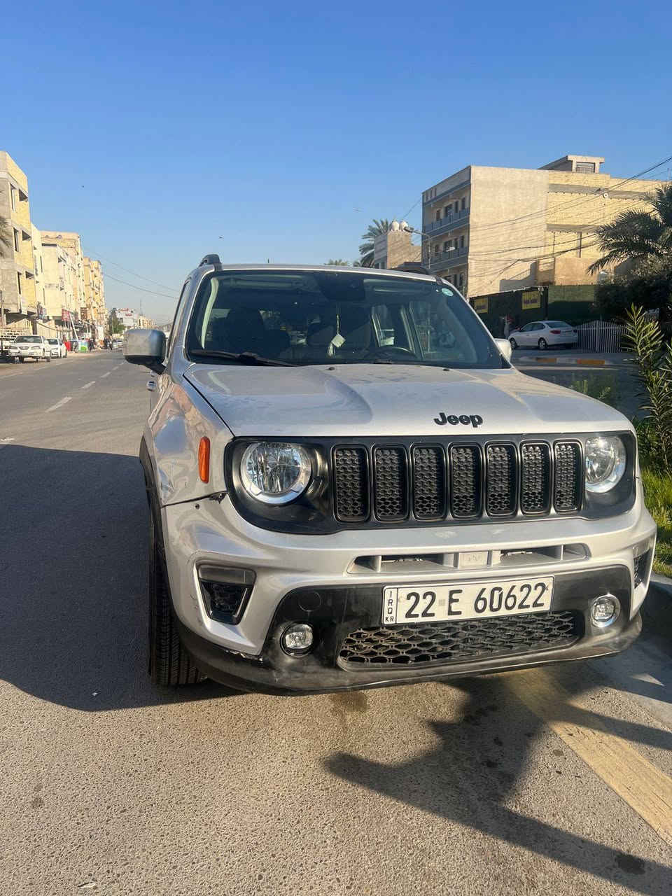 سلام عليكم للبيع جيب رنكد موديل 19 سياره جديده بمعنى الكلمه وارد امريكي حادثها جاملغ الايمن والجاملغ الخلفي بارد فقط مكفوله من الزلغ السياره رقم اربيل تحويل ثاني يوم السياره فووول مواصفات محرك كير كفاله تخم تاير جديد تبريد تدفئه بالباكيت كامله على اخر حبايه السياره معروضه ب115 وبيها مجال مكانها بغداد حي القاهره للاستفسار الاتصال  ***********
