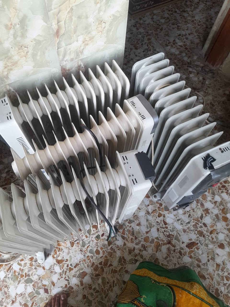 السلام عليكم صوبات للبيع كهربايات او ازيتيات السعر خاص العنوان اطوريج حي ابو جوعانه للتصال رقمي ***********او موجود خاص
