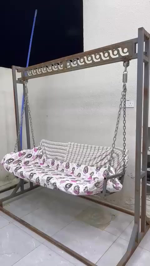 مرجوحه تصكام البيع ب200 وبيه مجال قليل
استفسار الاتصال ع رقم 
***********
