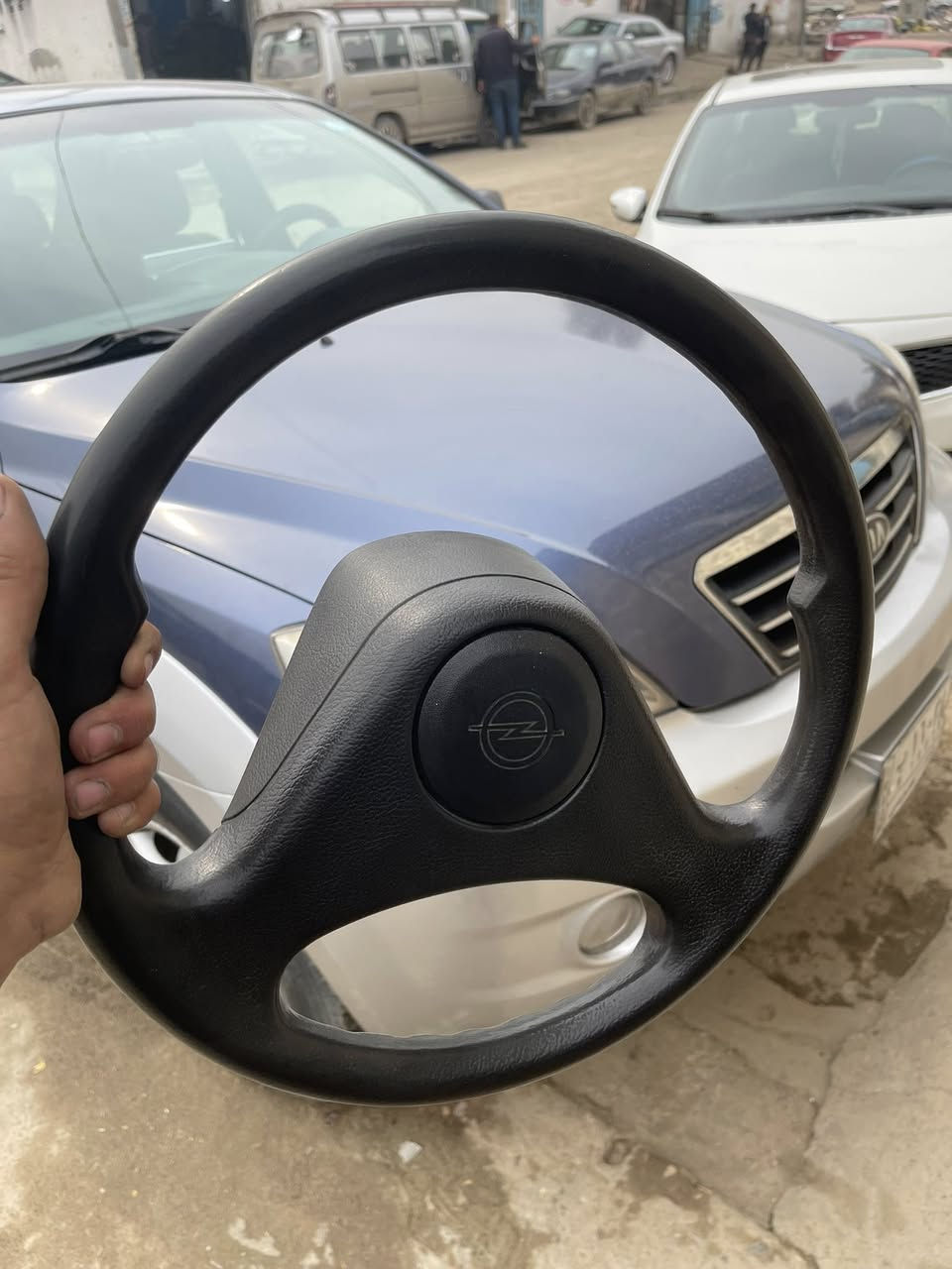 السلام عليكم دشبول اوبل فكترا  عدد 4 دركه اوبل قبق جوا المسجل للبيع مكاني موصل ***********
