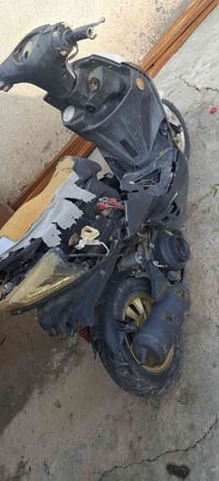 هاي دراجه للبيع نقصها كابريتر حلل واخذ من قلب ولسان بيها شلع تشلع تبلي...