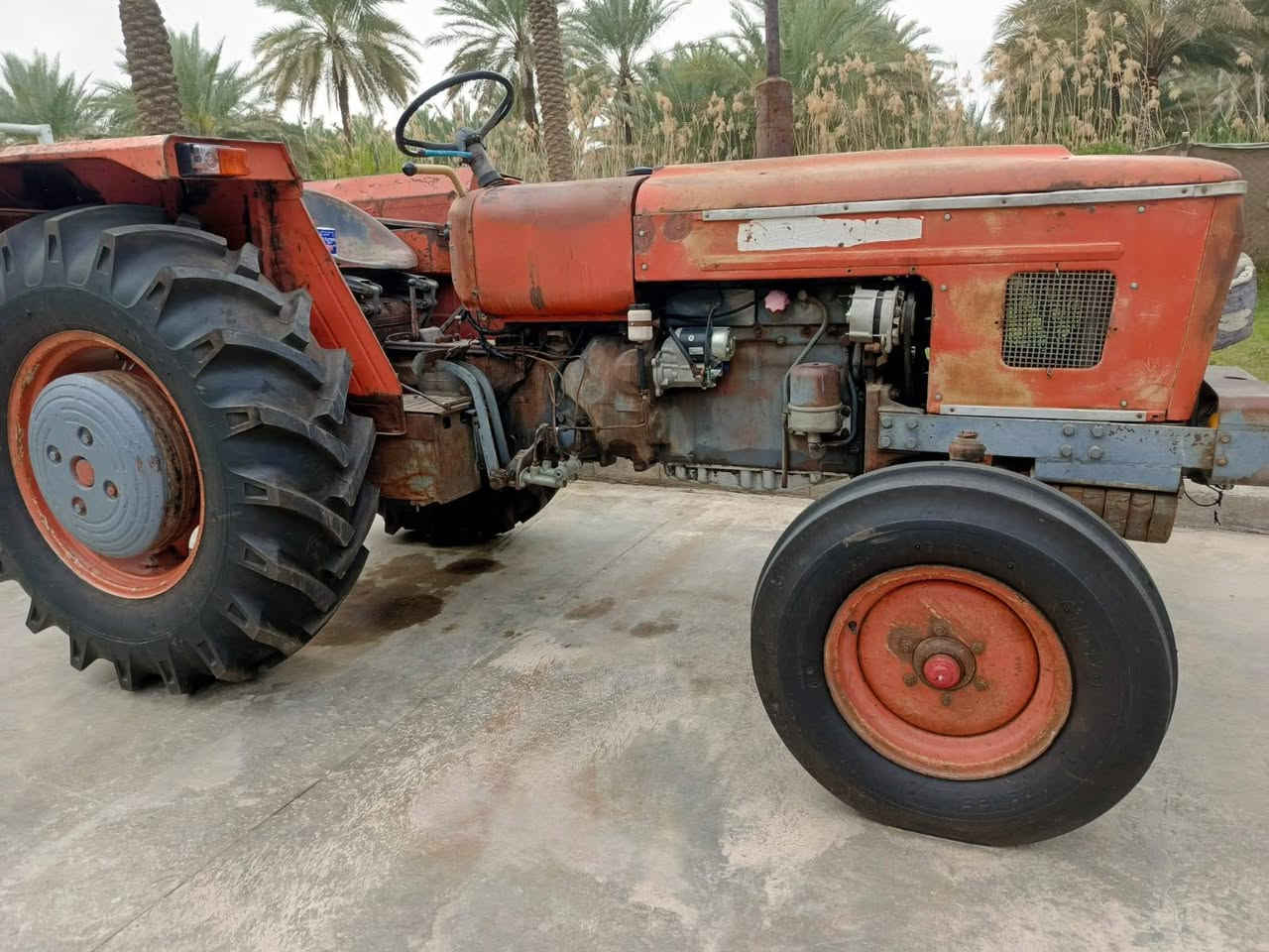 السلام عليكم مكينه عنتر للبيع موديل ٩٠ رقم وسنويه بدون تحويل المكينه على وضع الشركه العنوان كربلاء الحسينيه رقم الهاتف ***********
