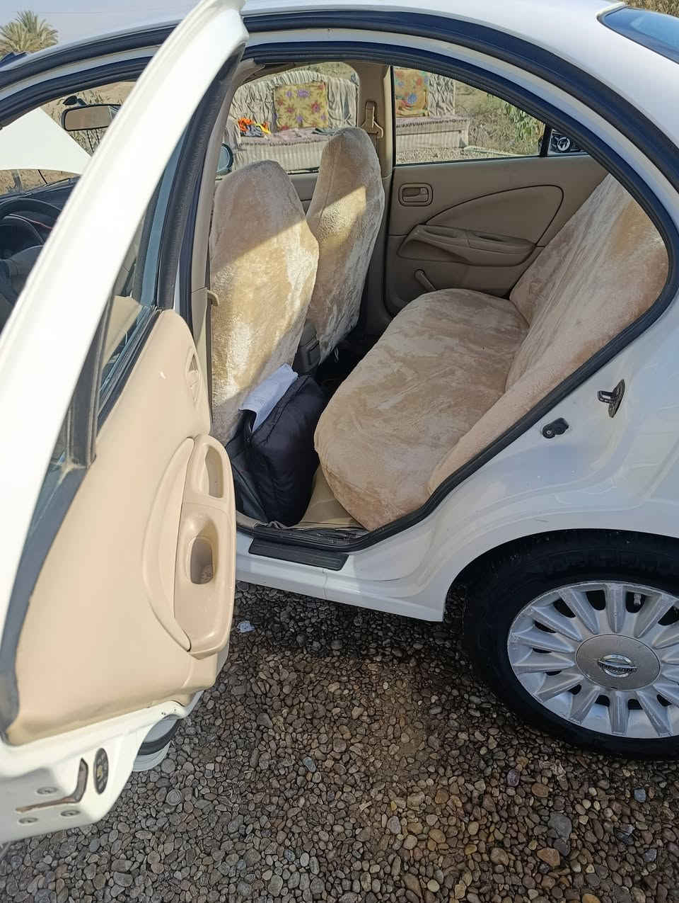 نيسان صني موديل 2005 رقم نجف بأسمي السونار مرفق بالصور مكانه ديوانيه دغاره الاستفسار *********** 
#السعر87 وبيه مجال
