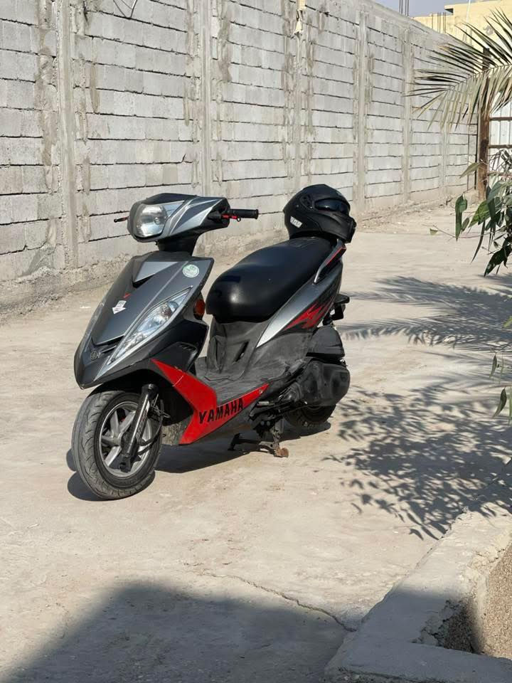 سلام عليكم دراجه جيتي ار للبيع دراجه رمبه بيها منضومه كامرات دراجه ماشيه 28 الف جديده الدراجه ناقصها كفر كدام وكعت عليه بلوكه ونكسر وضجت منها وريد ابيعها الشراي يراسلني ويدلل مكاني بصره ابو الخصيب ول دراجه دهن كله موتول احطلها بانزين محسن ***********
