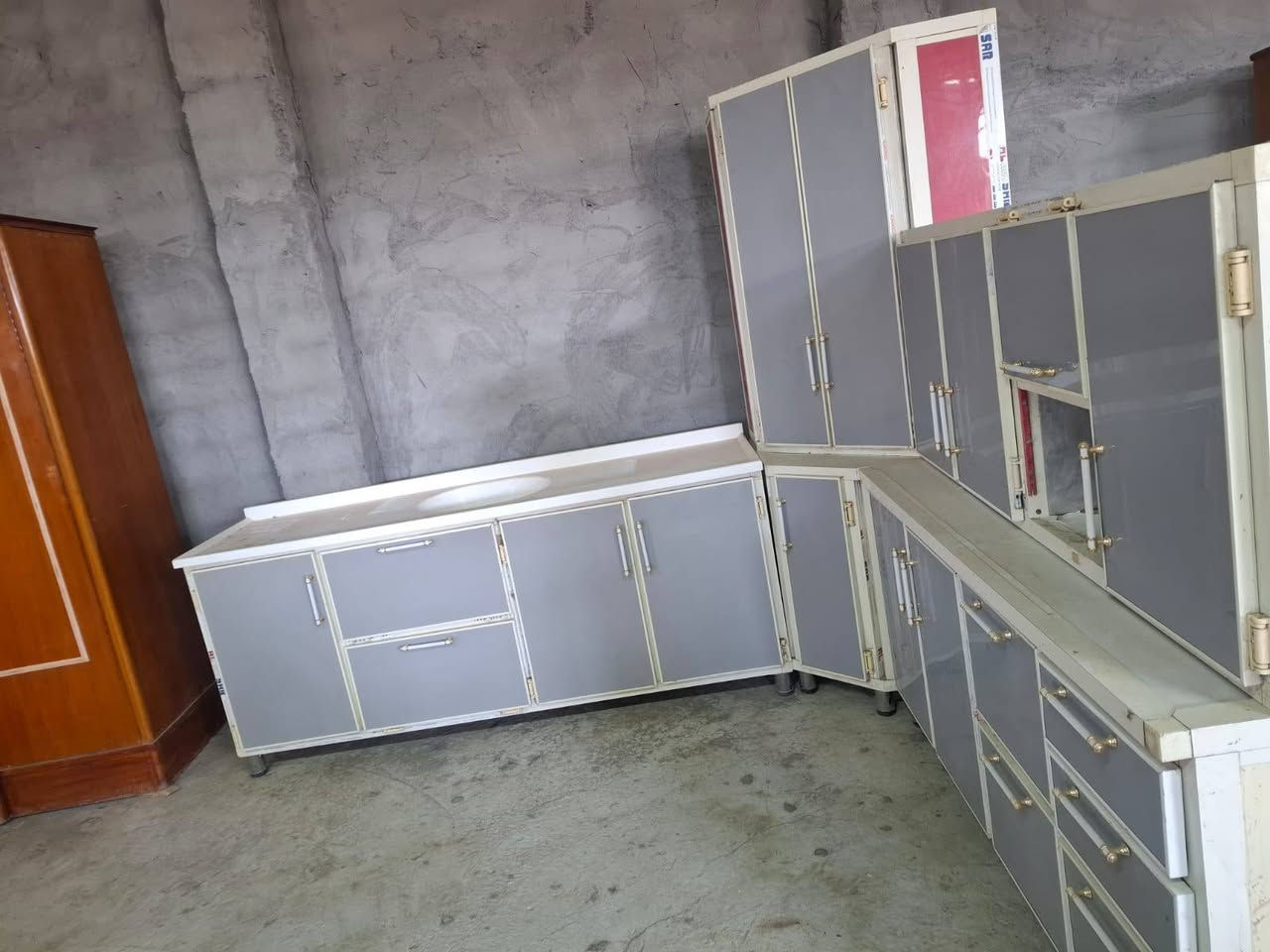 السلام عليكم كاونتر للبيع للاستفسار الاتصال على الرقم ***********
