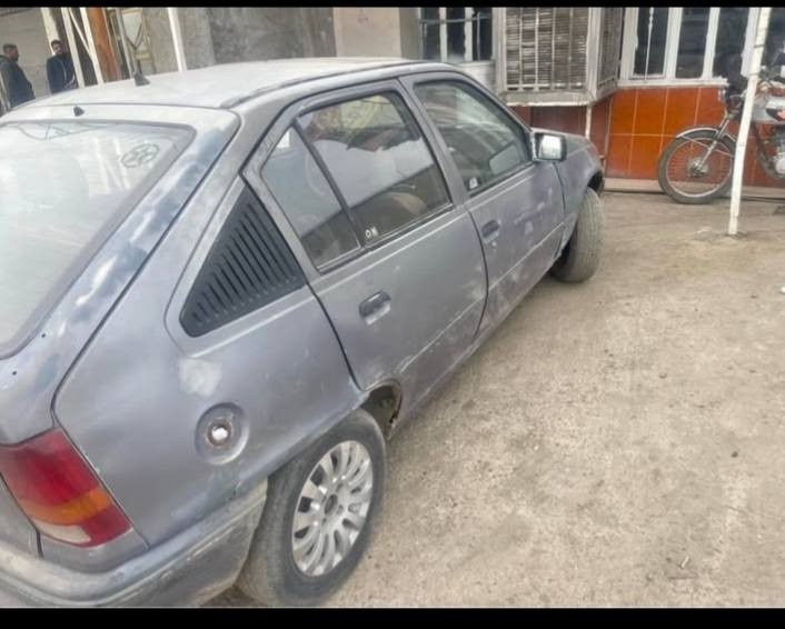 كاديت رياضي محرك ٢٠ بلادي كير محرك شرط 
السنويه عاج كركوك منتهيه بل ٢٢ بطاقه بانزين 
بيها شرط الوكاله والتحويل صدرها تعبان السياره 
تحتاج فرة ايد السعر ١٦ وبيها مجال العنوان كركوك 
ملاحظه اي استفسار مراسلت الصفحه كركوك, العراق


**إذا كنت صاحب هذا الإعلان وتريد حذفه لأي سبب، رجاءا أرسل رسالة إلى الدعم الفني**