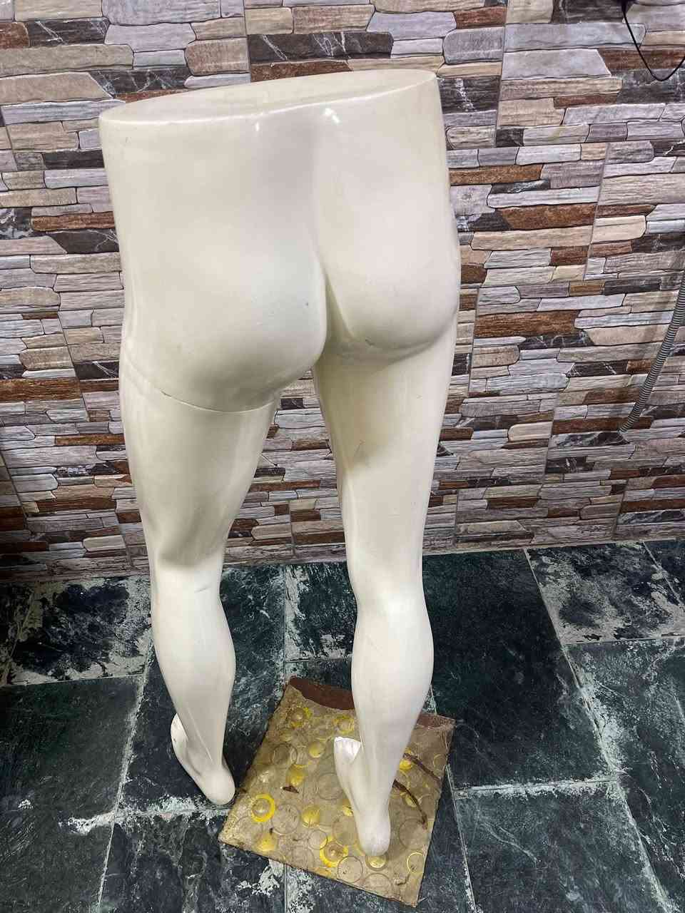 نصف ملكانة رجل  عظم عاج مستعملة سعرها ب١٥  ألف ويوجد جدمة توصيل لكل محافظات


**إذا كنت صاحب هذا الإعلان وتريد حذفه لأي سبب، رجاءا أرسل رسالة إلى الدعم الفني**