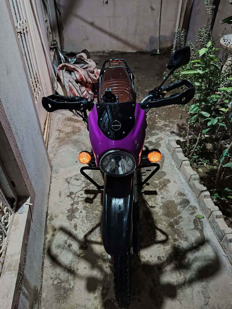 سلام عليكم. دايون  جبلي محرك ٢٠٠
رقم وسنويه نجف نكليزي سنويتها 2030 بسمي.    مديل  ٢٣
دراجه  محرك مكفول من الفتح بس. كلاجات. مبدل. بي
سعر ٢٣٥٠ مليونين وتلاثميه وخمسين. وبيها مجال مكاني نجف***********
