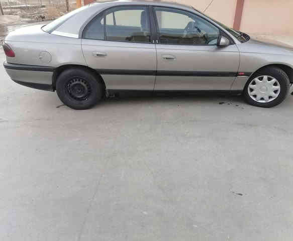 السلام عليكم
اوبل بزون موديل 1995 حجم 2000  4 سلندر
كير توماتيك محرك وكير شرط فحص تبريد جاهز فقط منقص غاز   رقم دولي شرعي موجود شرط تحويل
جامات كهرب كشن كهرب برده خلفيه شركه  كاميره خلفيه
صبغ عام جماليه  سياره وضع شركه
موصل الجانب الايمن
سعر 48  وبيها مجال بسيط للطيبين
للاستفسار
***********
***********
مكلف بالنشر اني
