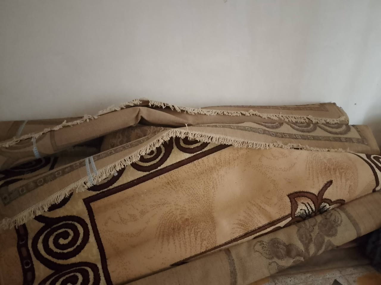 سلام عليكم زوالي للبيع السعر خاص ***********العدد 20 ما  مستعملات
