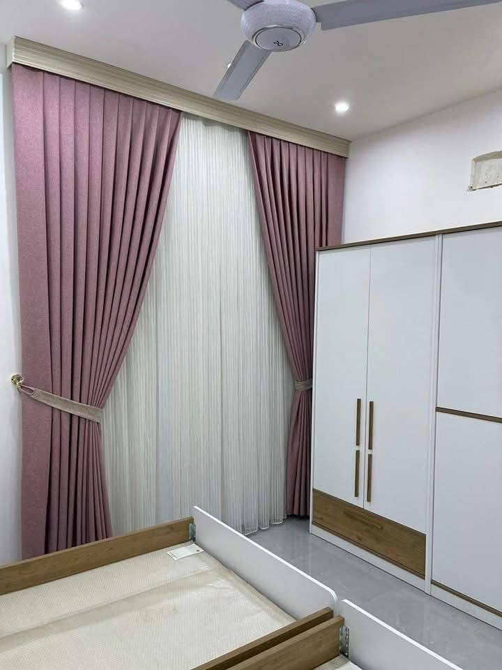 لييع طول 3وعرض 4بعدهن ماشديهن 
ب65وبيهن مجال


**إذا كنت صاحب هذا الإعلان وتريد حذفه لأي سبب، رجاءا أرسل رسالة إلى الدعم الفني**