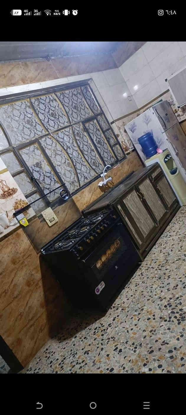 دار سكن للبيع مساحته ( 144 م ) واجه ( 12 م * 12 م )
طابقين بناء حديث  طابوق 🧱 
وكما مبين بالصور ومقاطع الفيديو
العنوان : بغداد- ابو غريب- خرنابات- قرب أسواق العبودين
السعر 165 مليون وبيه مجال 
للأستفسار أكثر يرجى الاتصال على الارقام التاليه: 
***********
***********
