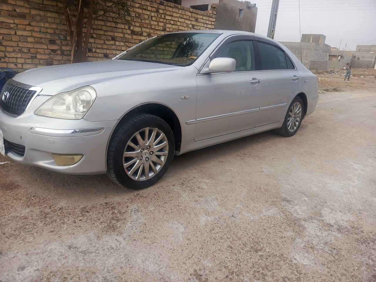 سلام عليكم ماجستا دوات دوات كصة جنطه فول موصفات عدا لفتحه موديل 2007 متومه رقم سنويه طبق شاصي سياره جاهزه جديده تبريد تدفئه مكينه كير حداديه تخم تاير سياره جاهزه مانقصه شي سياره مرتبه حلوه مال جناي 
العنوان ميسان كميت السعر 40 وبيه مجال شراي يتصل ***********
