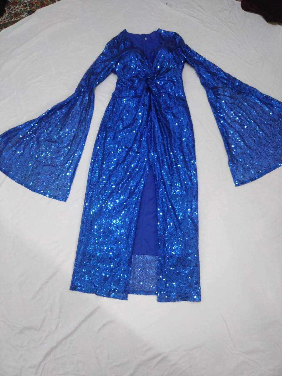 فستان ملبوس ساعه  ماخذه ٣٥  واريده ب ١٥  قياس اكس لارج


**إذا كنت صاحب هذا الإعلان وتريد حذفه لأي سبب، رجاءا أرسل رسالة إلى الدعم الفني**