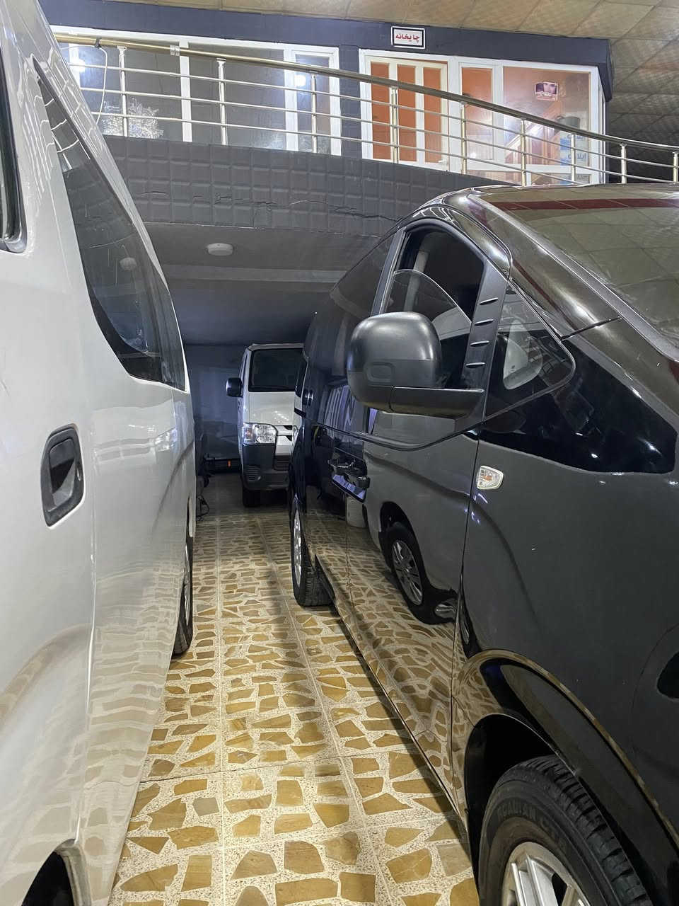 سلام عليكم
ستار يا
موديل ٢٠٢٣
١١فه نه ر
دەرگا + چاملغ = سبوغ  + خوارەوەی سندوق ساردەکوت
***********
